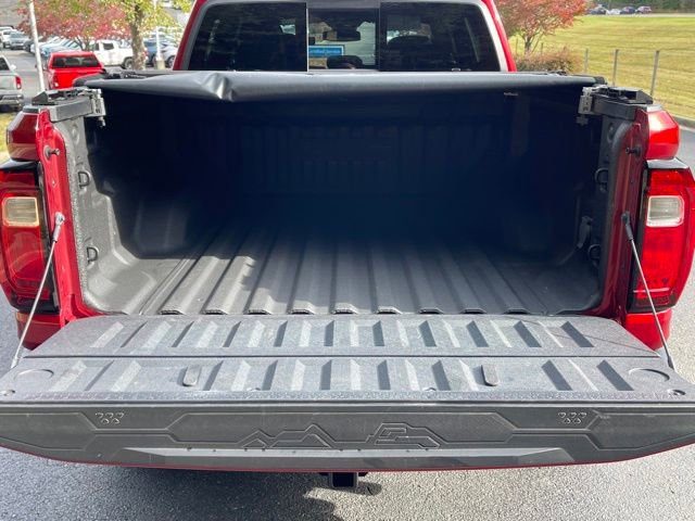 Used 2024 GMC Canyon Elevation w/ Convenience Package image 22