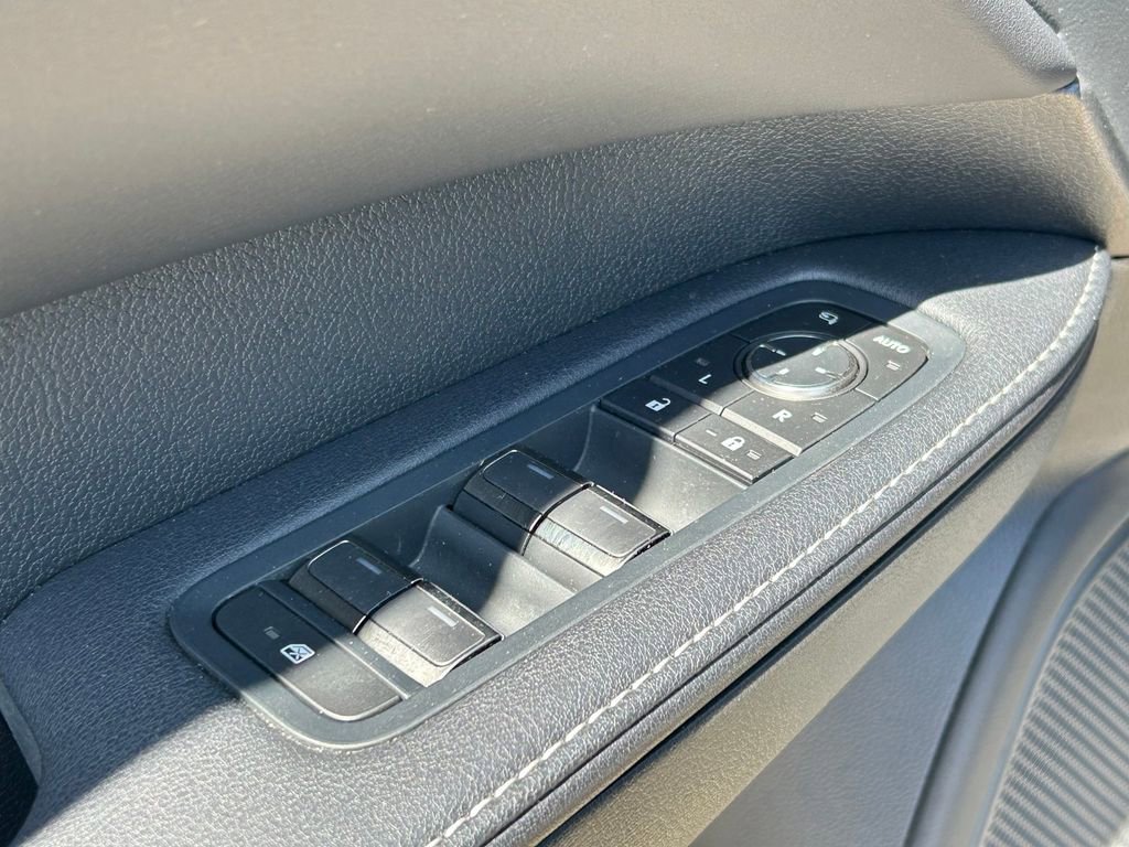 Used 2024 Lexus RX 500h F Sport w/ Convenience Package image 25