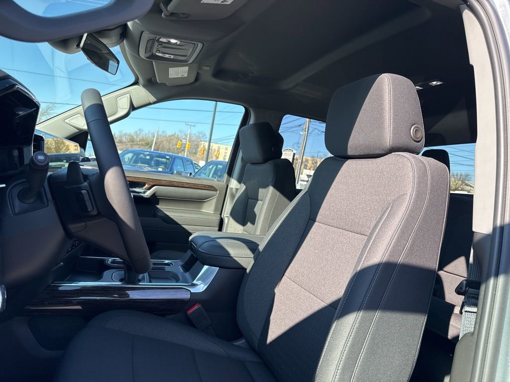 New 2026 GMC Sierra 1500 Elevation image 18