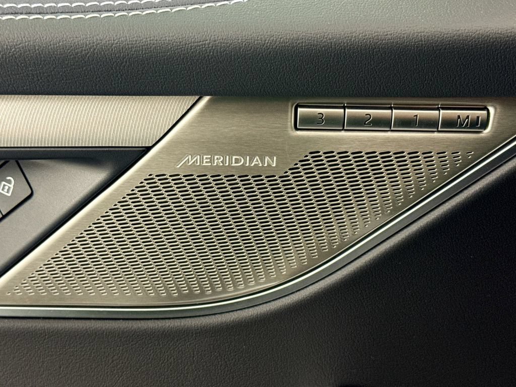 New 2026 Jaguar F-PACE R-Dynamic S AWD/4WD image 17