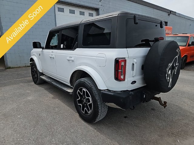 Used 2023 Ford Bronco Outer Banks AWD/4WD image 3