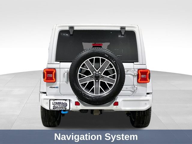 Used 2022 Jeep Wrangler Unlimited Sahara AWD/4WD image 9