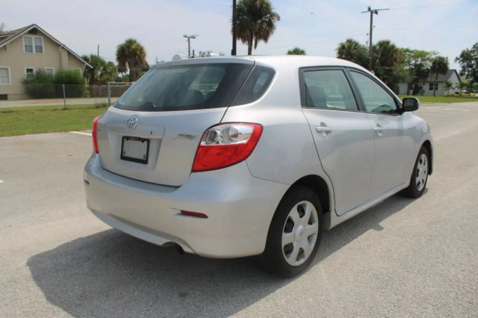 Used 2009 Toyota Matrix FWD image 21
