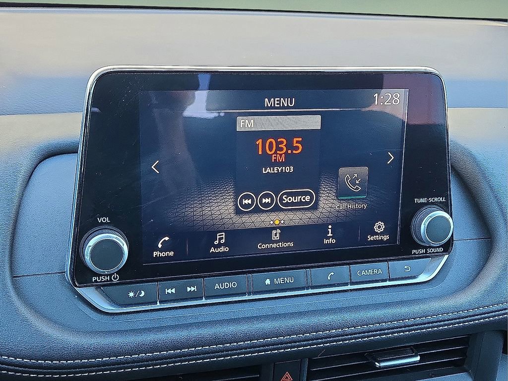 Used 2023 Nissan Rogue S image 24