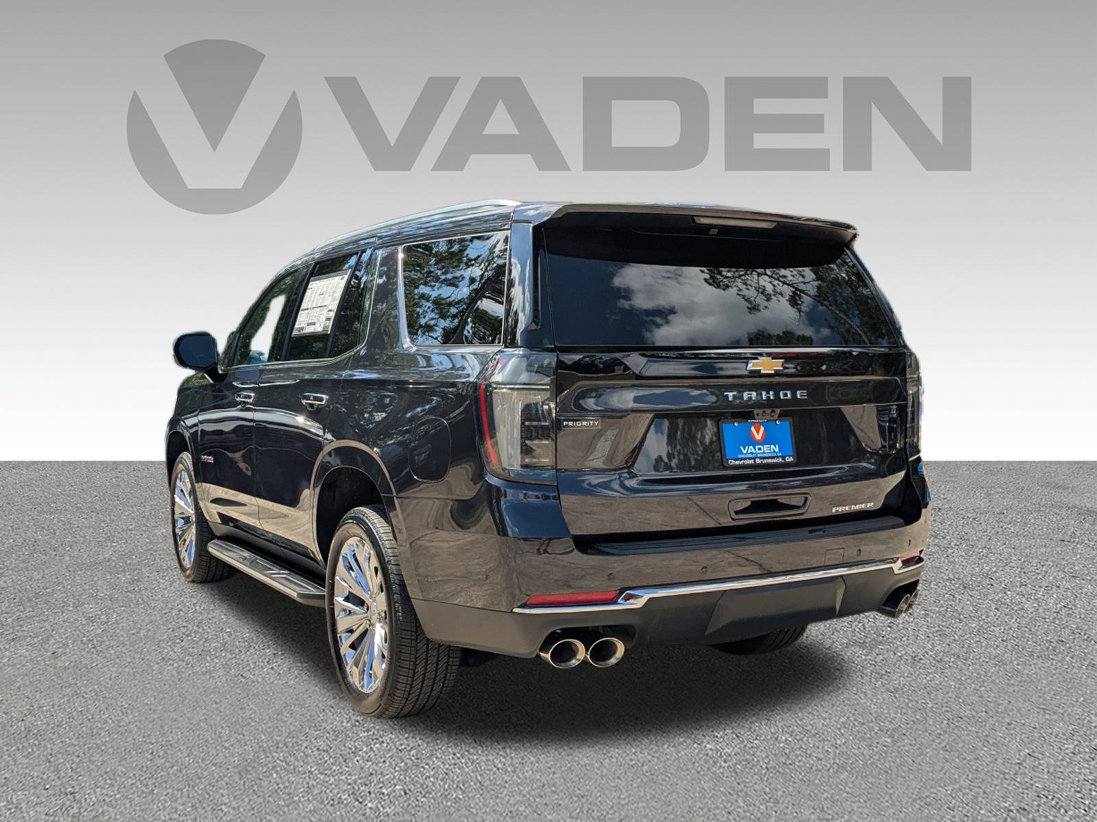 New 2025 Chevrolet Tahoe Premier RWD image 19