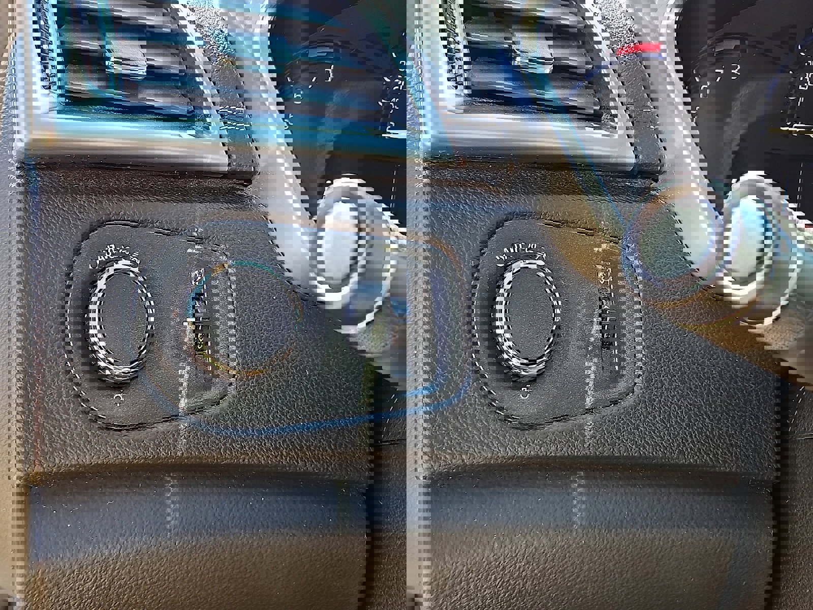 Used 2015 Cadillac SRX Luxury image 15