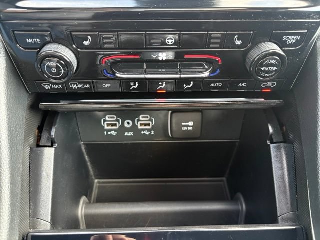 Used 2024 Jeep Grand Cherokee L Limited AWD/4WD image 34