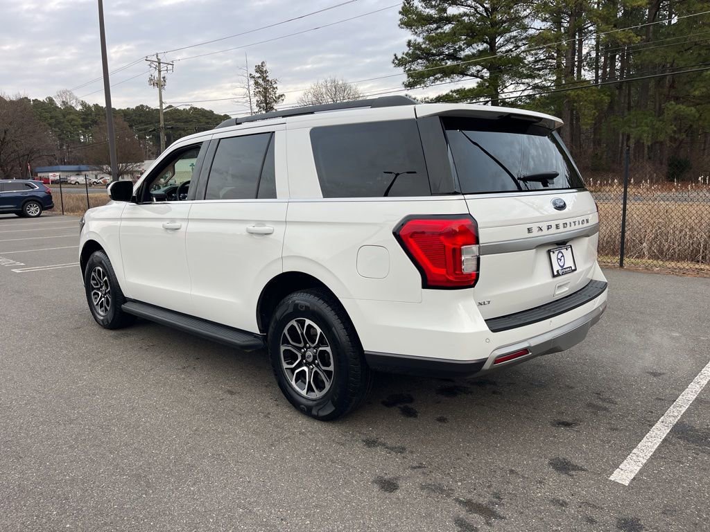 Certified 2024 Ford Expedition XLT image 7