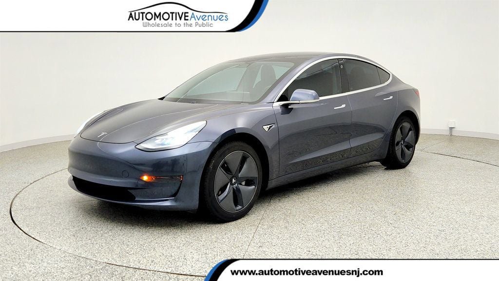 Used 2020 Tesla Model 3 Standard Range RWD video 1
