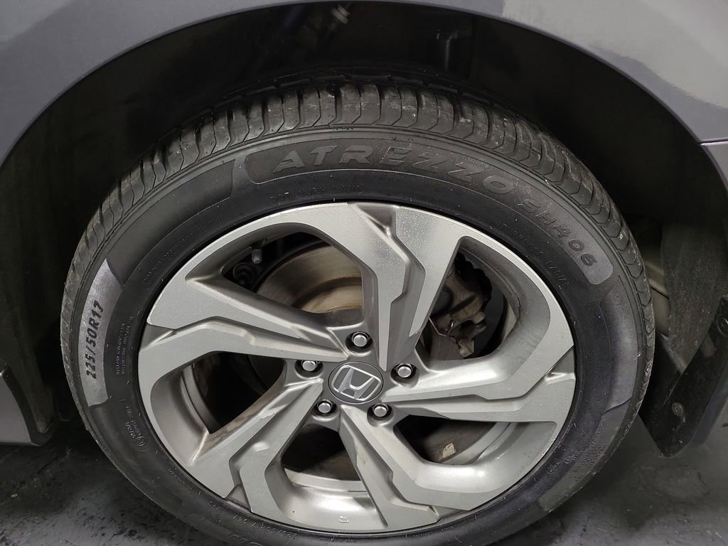 Used 2018 Honda Accord EX image 10