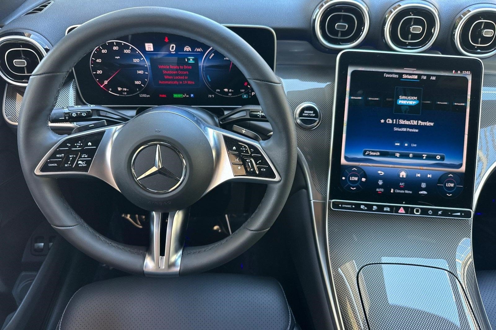 New 2025 Mercedes-Benz GLC 350e 4MATIC image 32