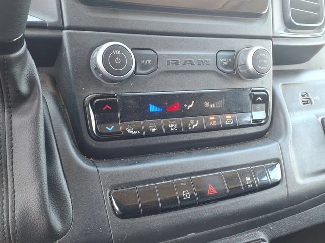 Used 2025 RAM ProMaster 2500 w/ Convenience Group FWD image 18