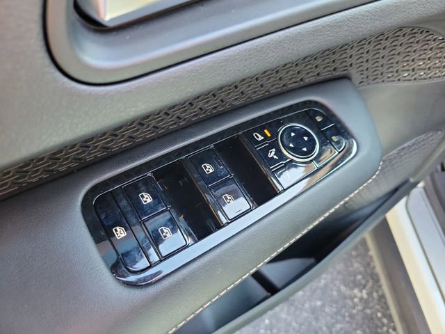 Certified 2024 Nissan Ariya AWD image 16