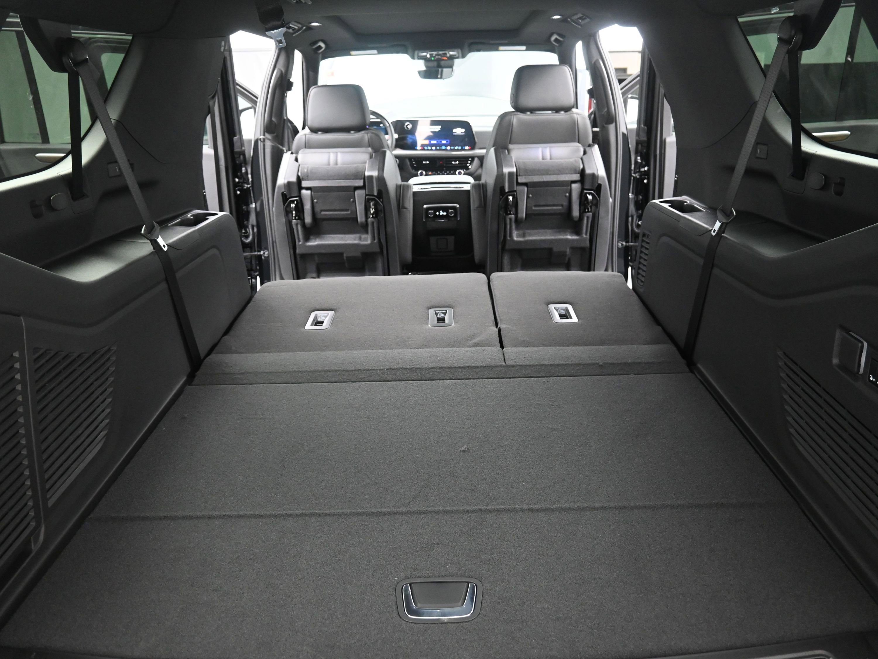 New 2026 Chevrolet Suburban High Country image 31