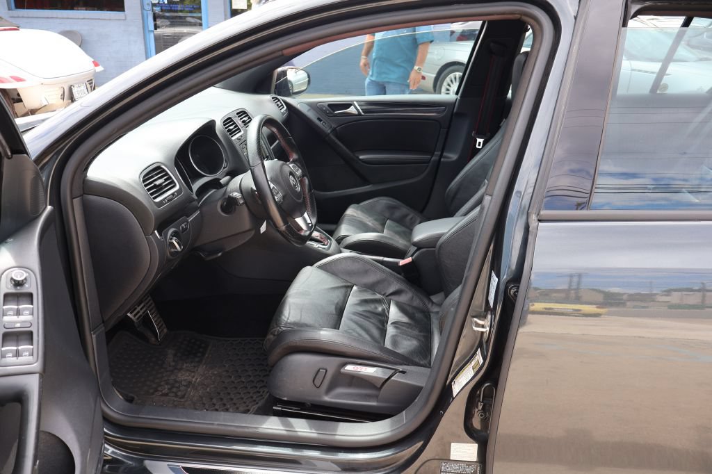 Used 2013 Volkswagen GTI Driver's Edition FWD image 21