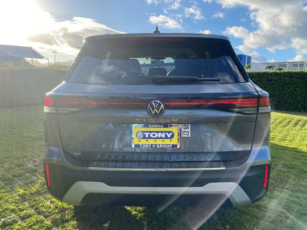 New 2025 Volkswagen Tiguan SE image 24