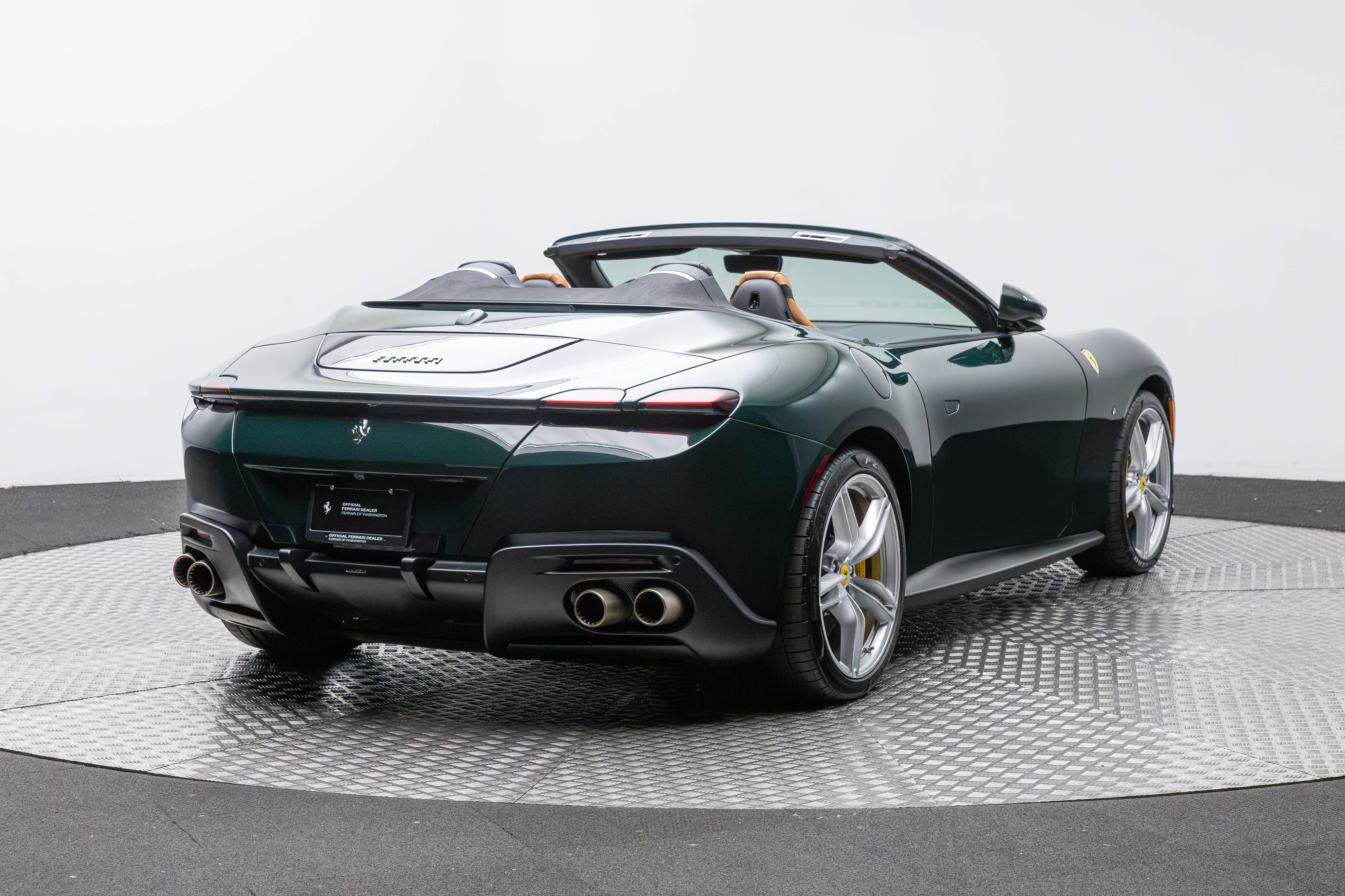 Certified 2025 Ferrari Roma Spider RWD image 7