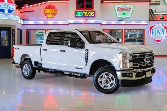 Used 2025 Ford F350 XLT AWD/4WD image 1