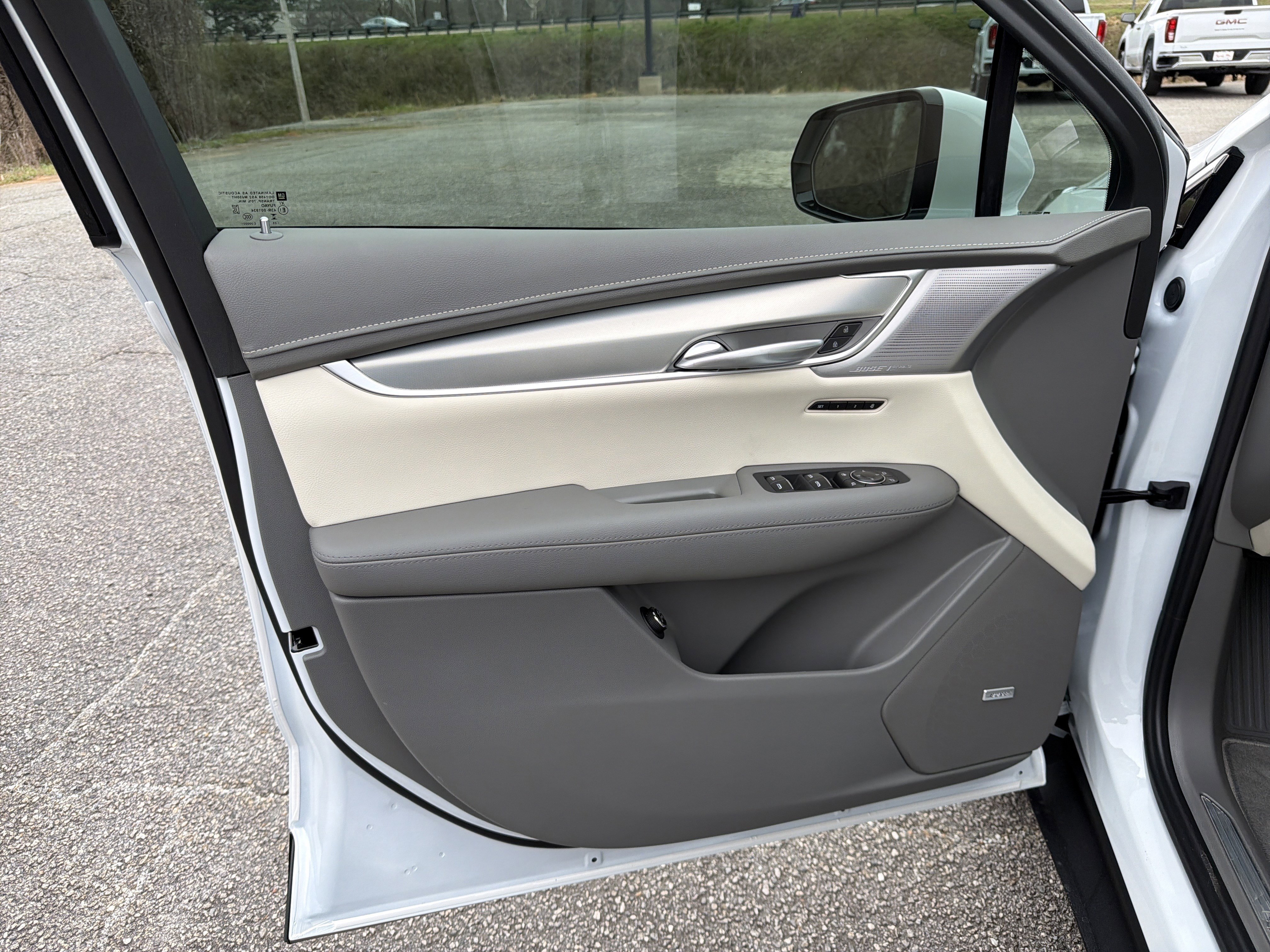 New 2026 Cadillac XT5 Premium Luxury FWD image 12