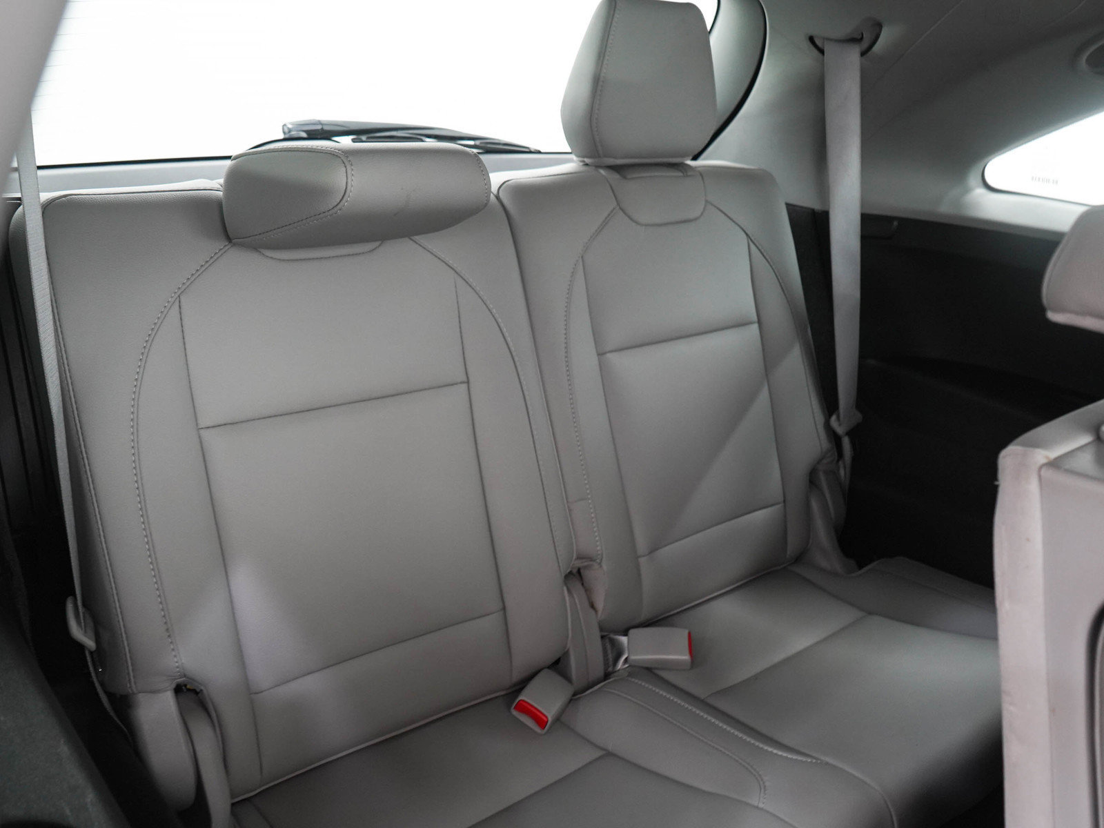 Used 2018 Acura MDX w/ Technology Package AWD/4WD image 15