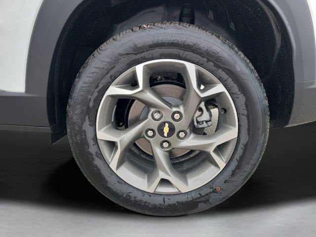 New 2026 Chevrolet Trax LT w/ Driver Confidence Package image 12