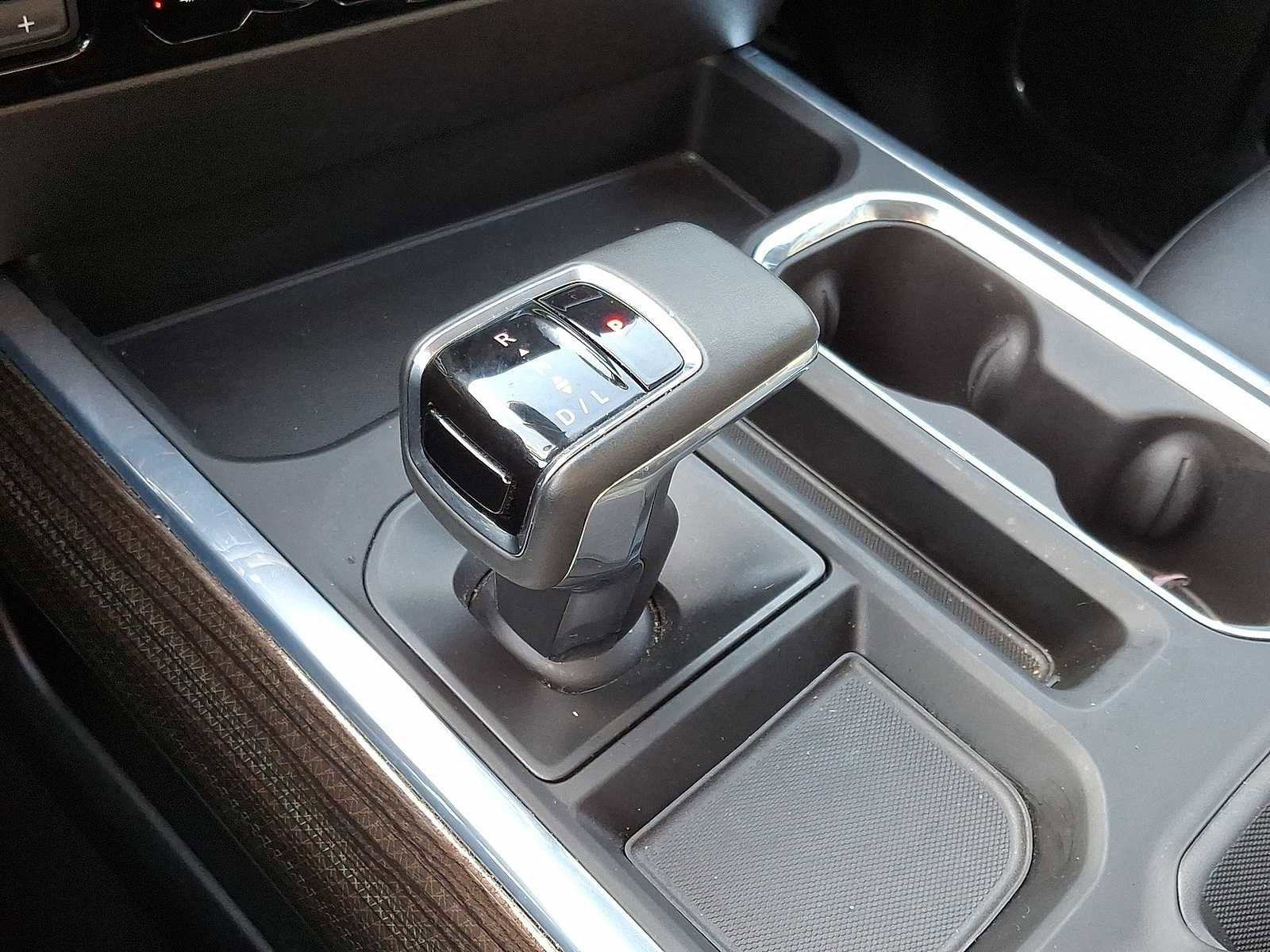 Used 2024 Chevrolet Silverado 1500 RST w/ Convenience Package II image 21