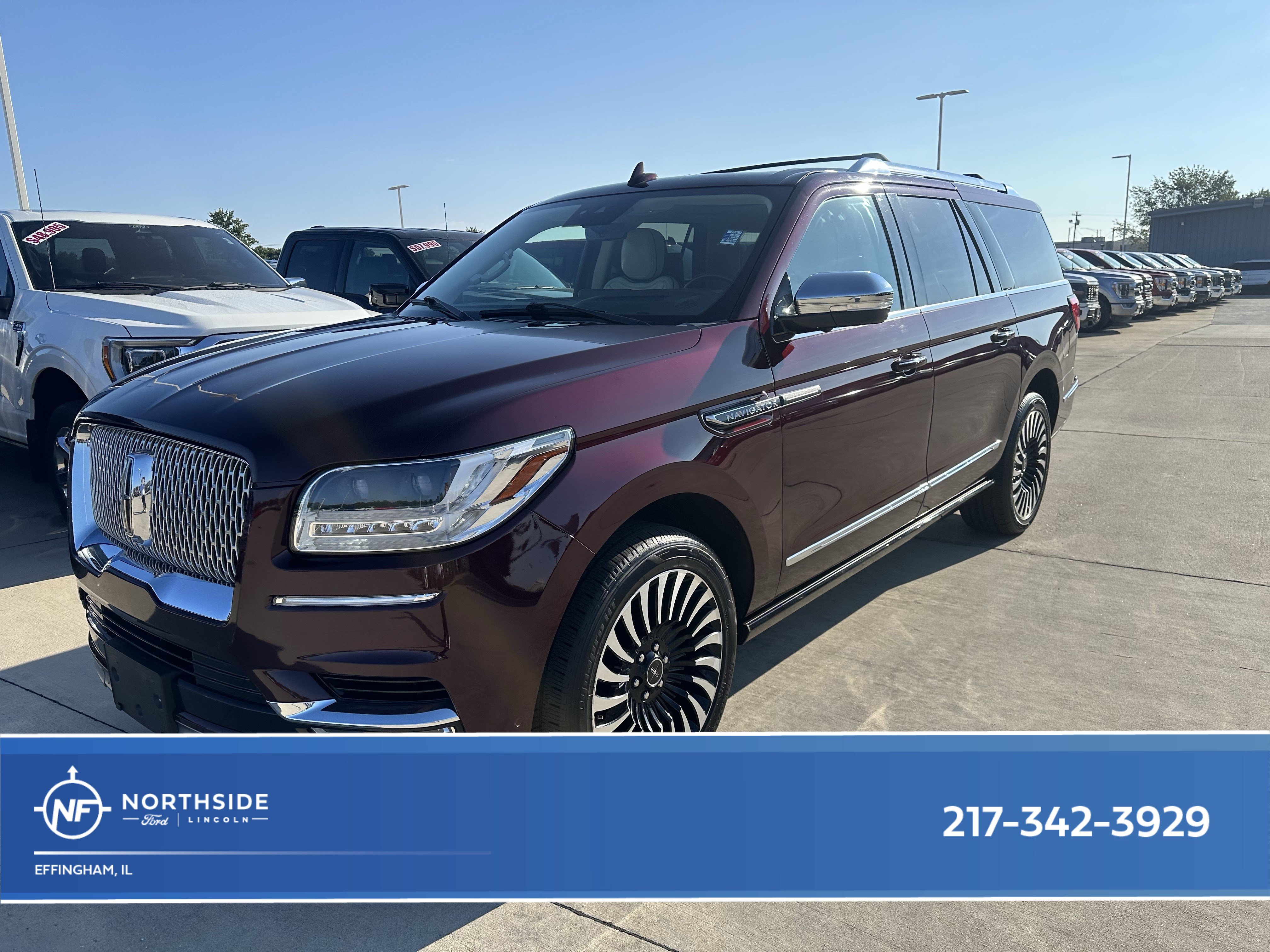 Used 2021 Lincoln Navigator L Black Label w/ Cargo Convenience Package AWD/4WD image 1