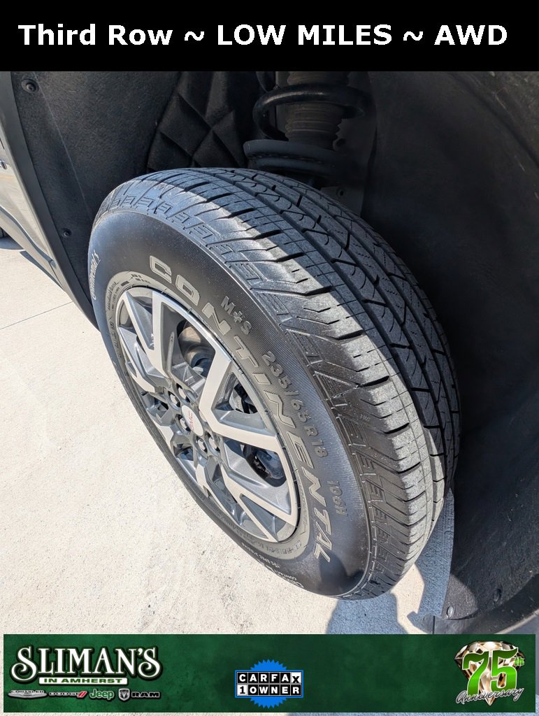 Used 2023 GMC Acadia SLE image 40