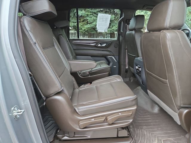 Used 2023 GMC Yukon XL Denali image 36