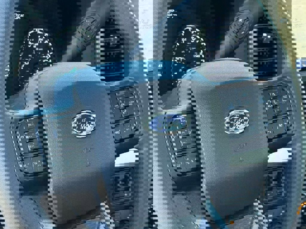 New 2026 Ford F250 XL w/ XL Chrome Package image 16