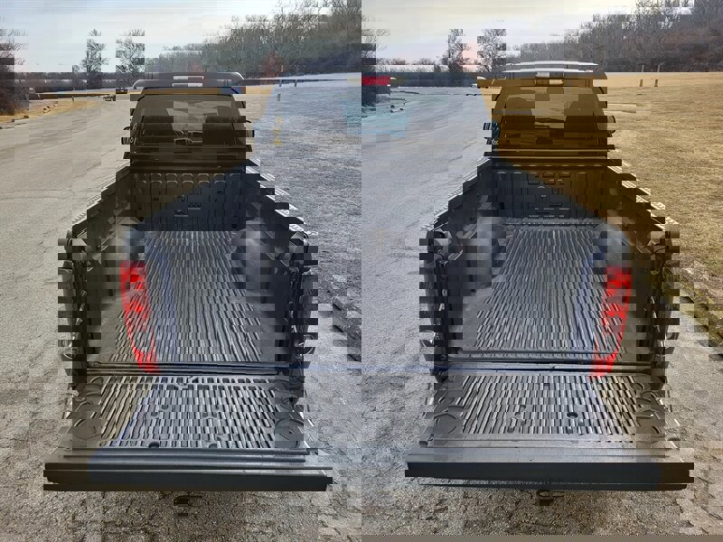 Used 2012 Chevrolet Colorado W/T image 10