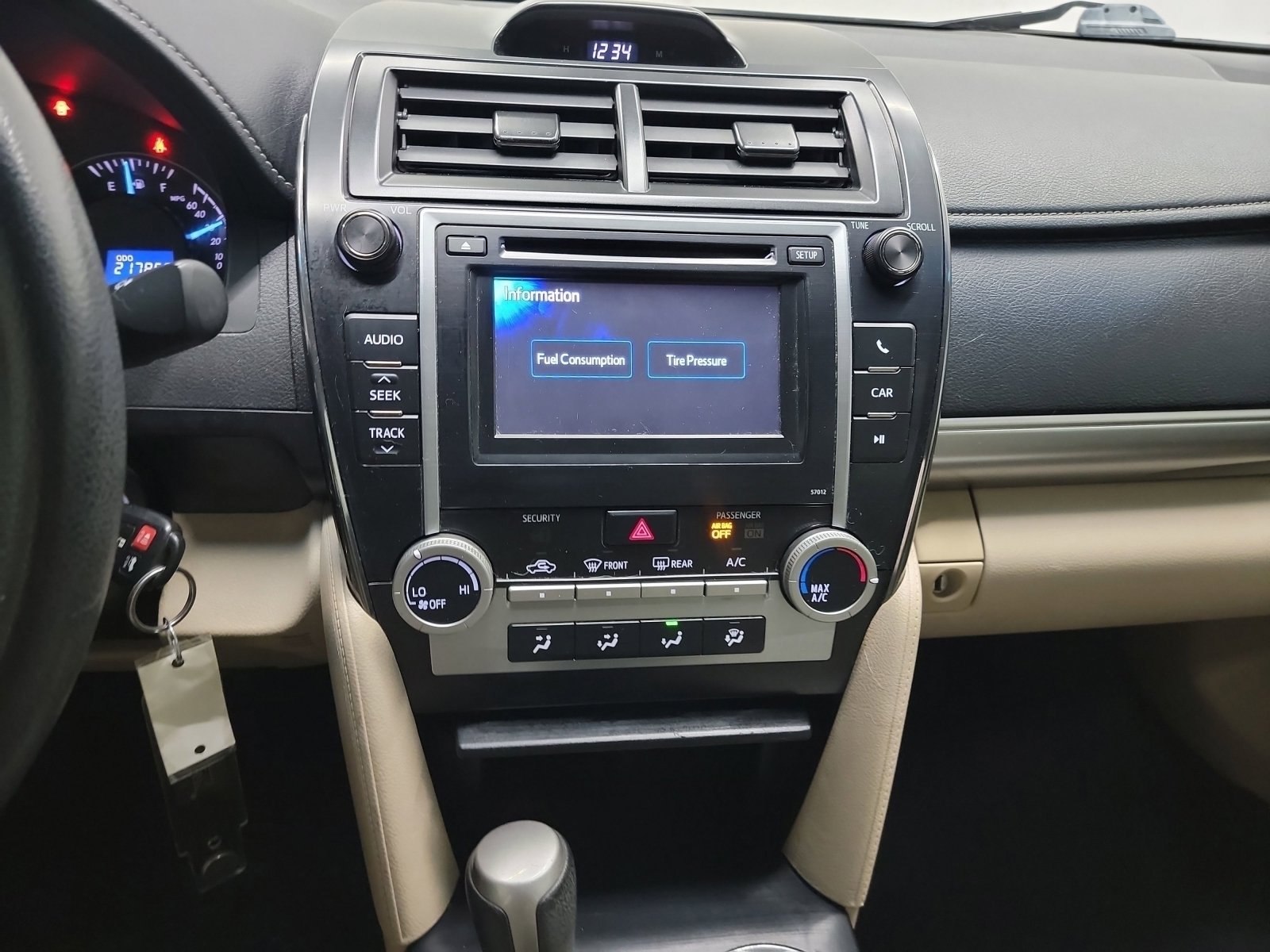 Used 2012 Toyota Camry LE image 21