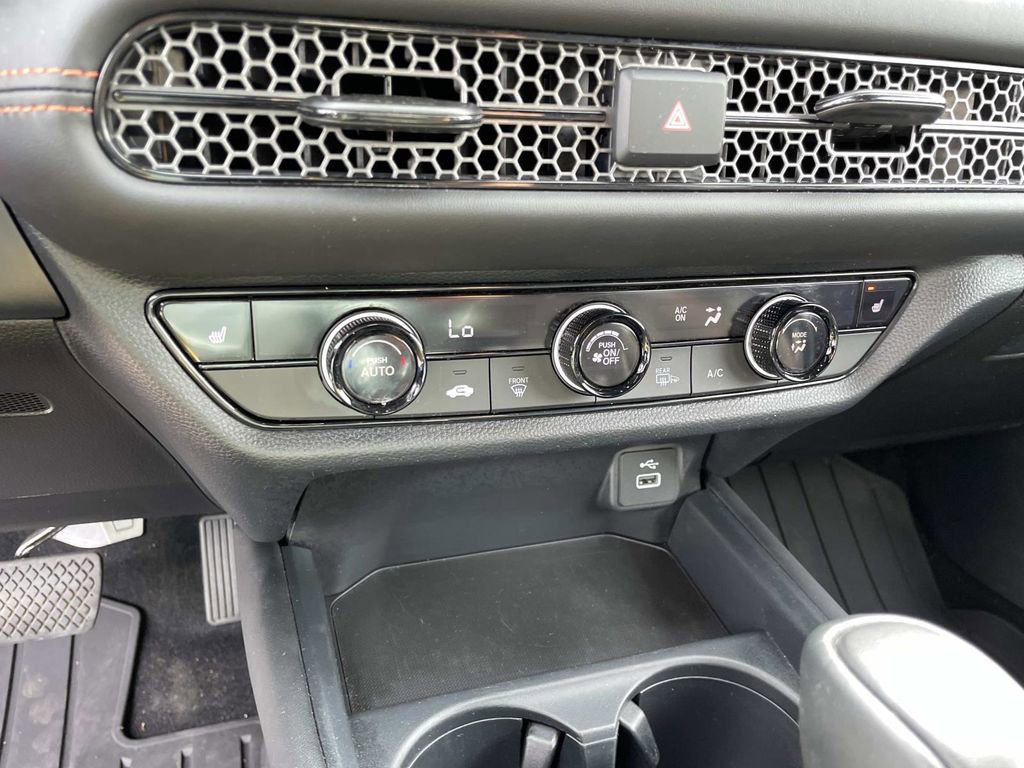 Used 2025 Honda HR-V Sport image 19