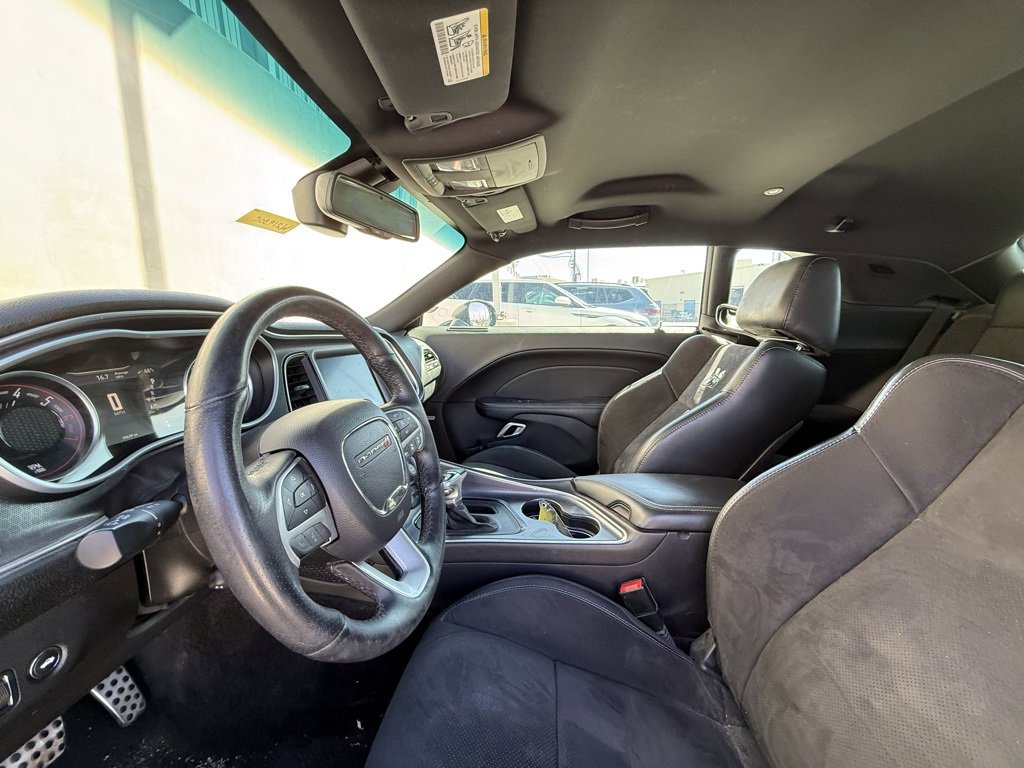 Used 2016 Dodge Challenger R/T Scat Pack image 5