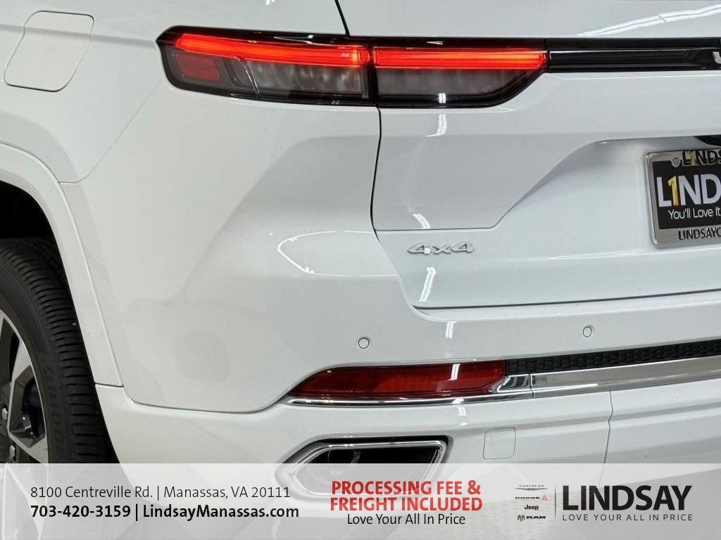 New 2025 Jeep Grand Cherokee Overland w/ Adv Protech Group III AWD/4WD image 7