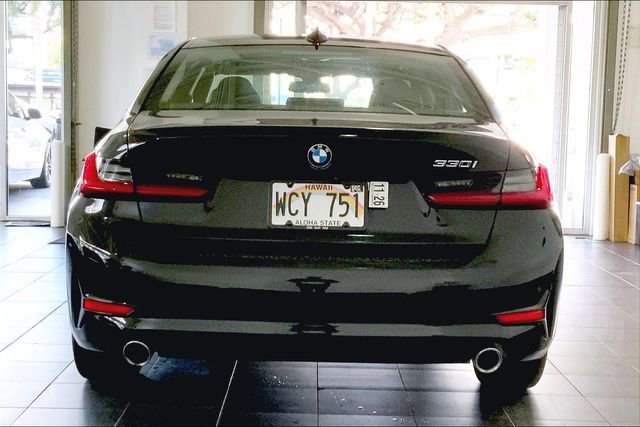 Used 2021 BMW 330i Sedan w/ Convenience Package RWD image 4