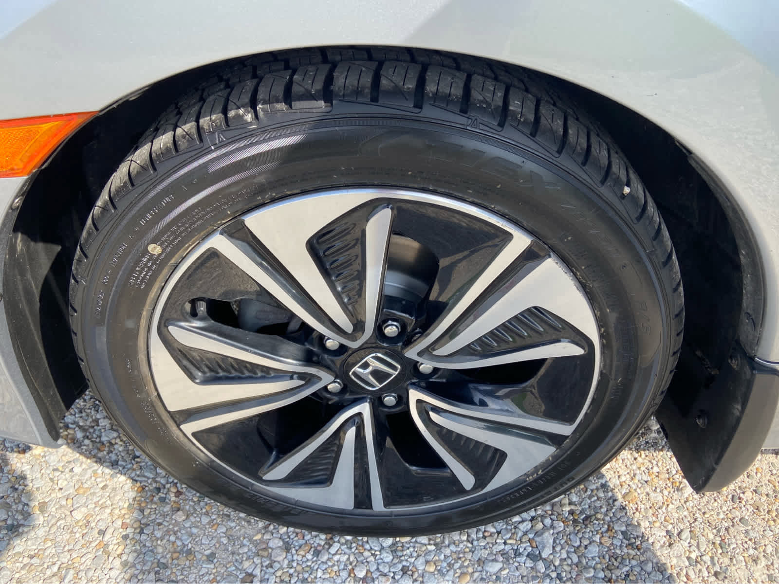 Used 2017 Honda Civic EX-T image 11