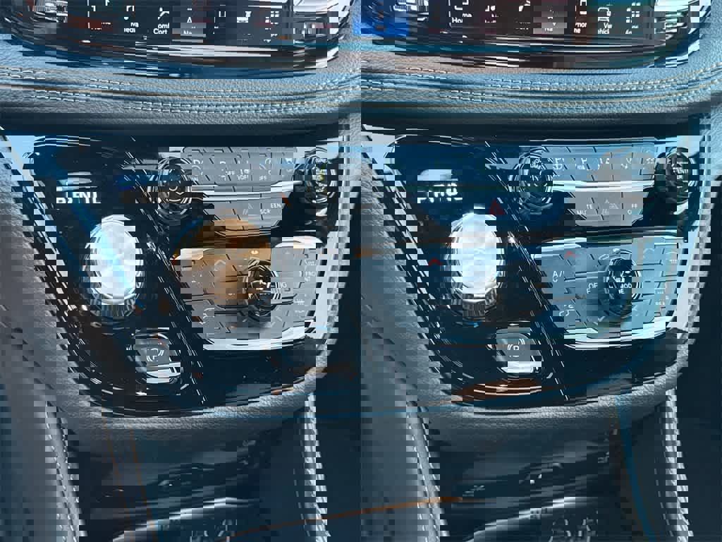 Used 2022 Chrysler Pacifica Pinnacle image 32