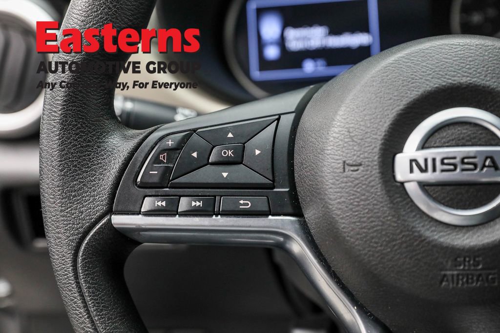 Used 2021 Nissan Versa SV image 15