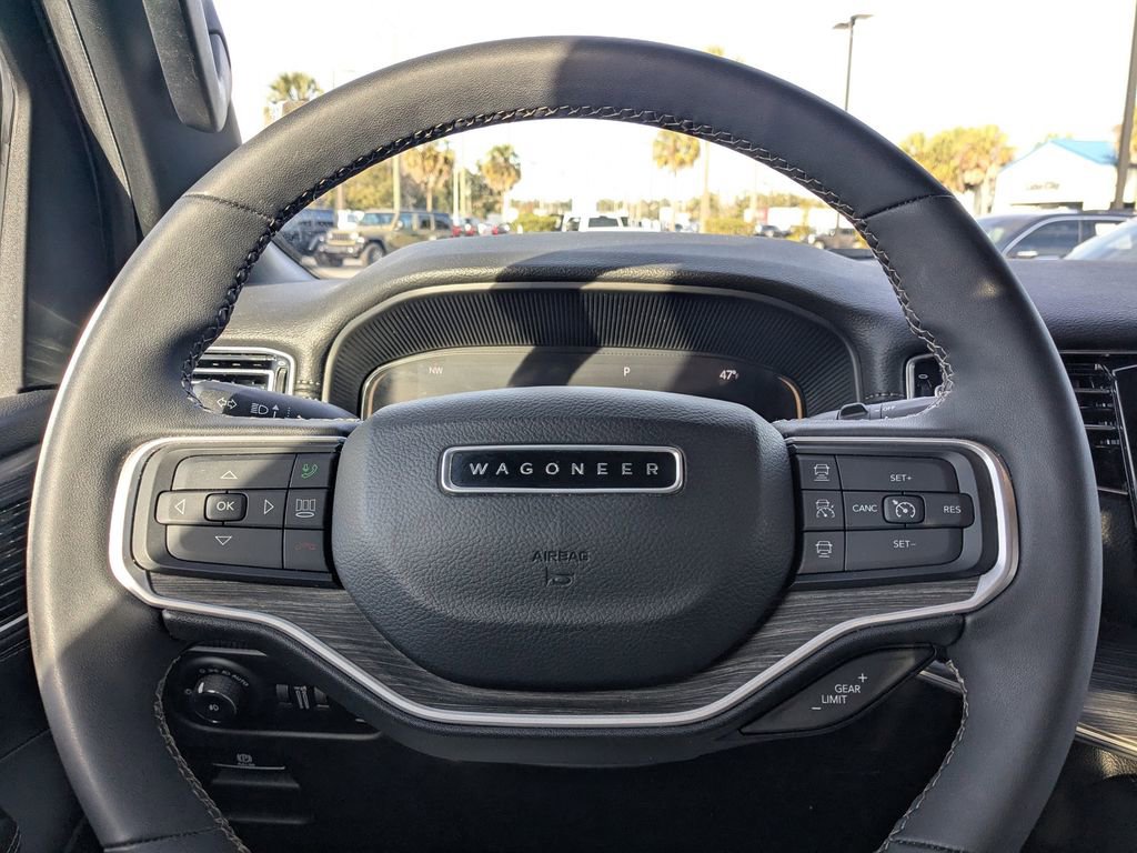 Used 2024 Jeep Wagoneer Series III image 23