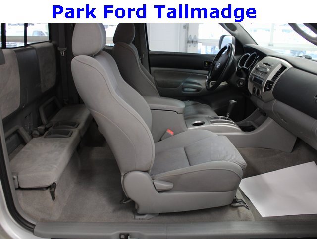 Used 2005 Toyota Tacoma PreRunner image 20