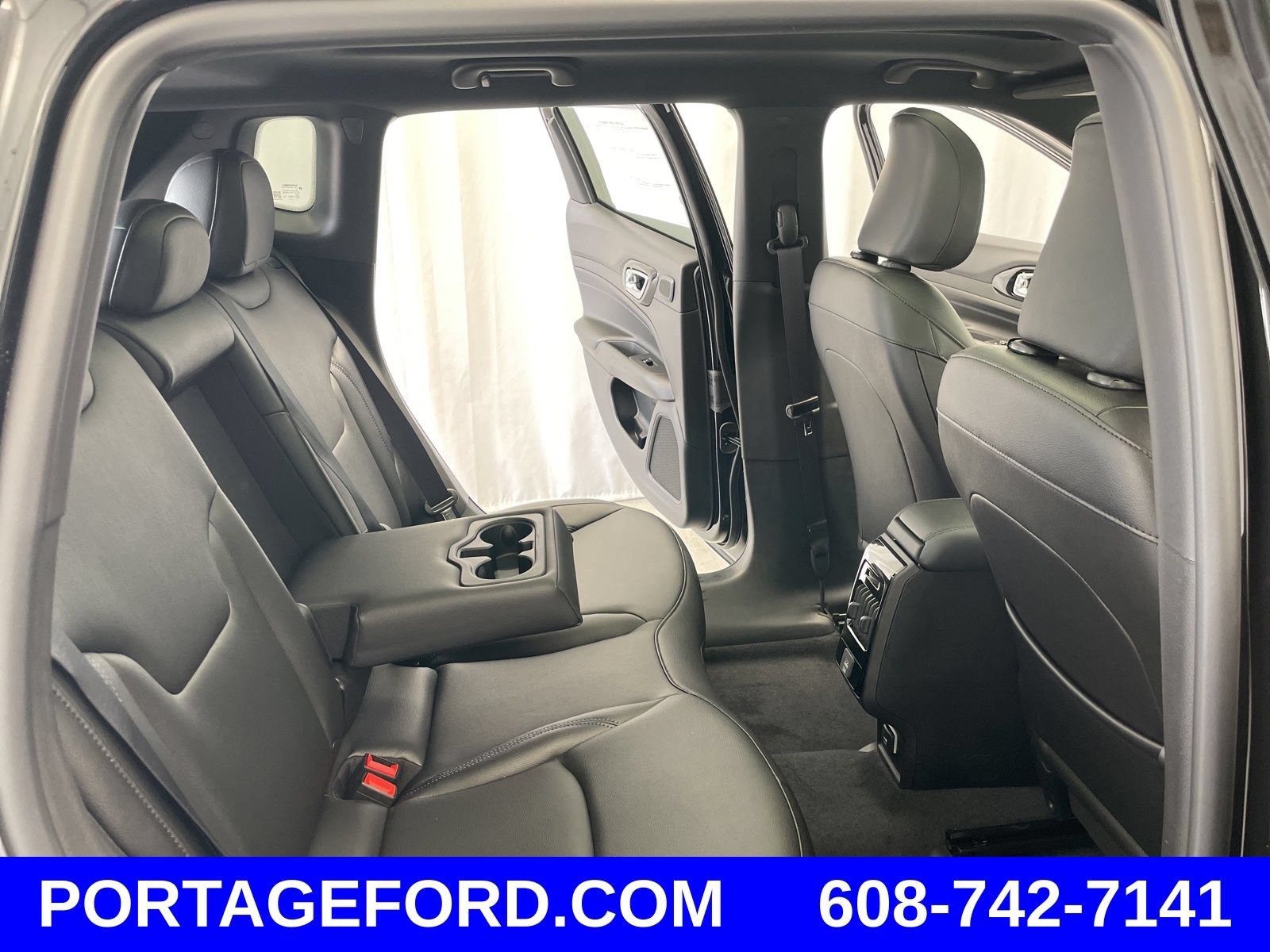 New 2025 Jeep Compass Limited w/ Sun & Sound Group AWD/4WD image 28
