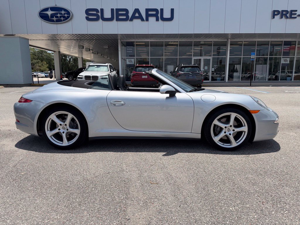 Used 2014 Porsche 911 Carrera 4 w/ Sport Chrono Package AWD/4WD image 2