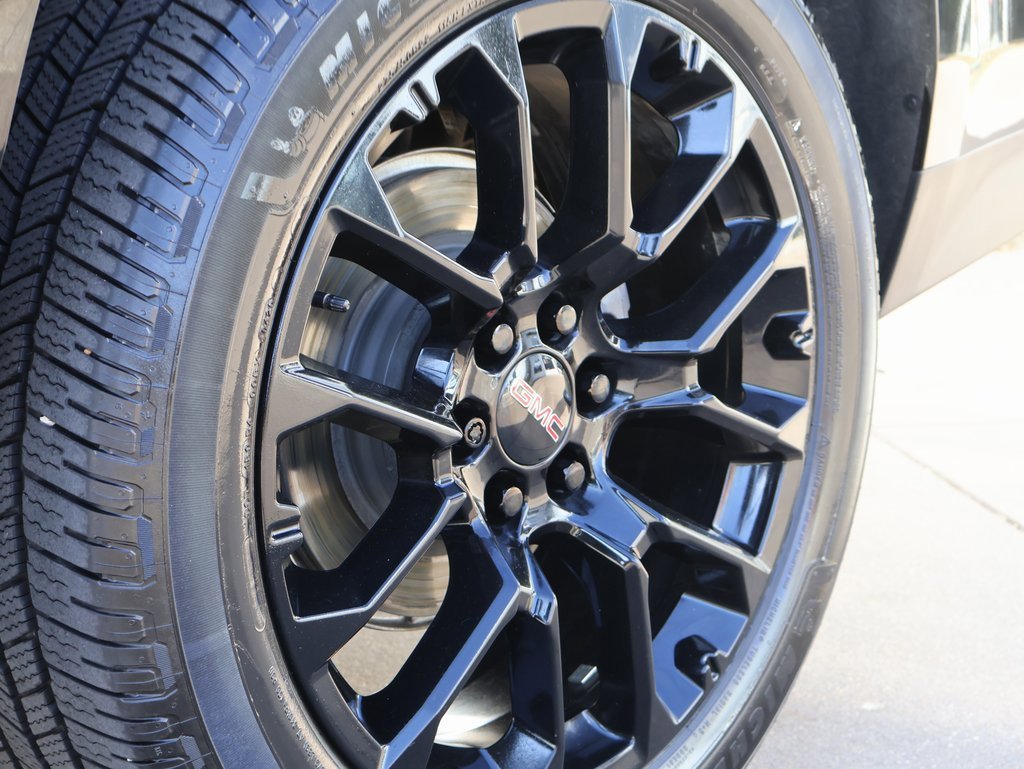 Used 2022 GMC Yukon SLT w/ SLT Premium Package image 52