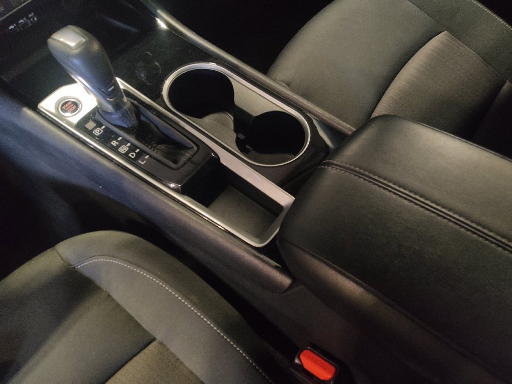 Used 2024 Nissan Altima 2.5 SV image 26