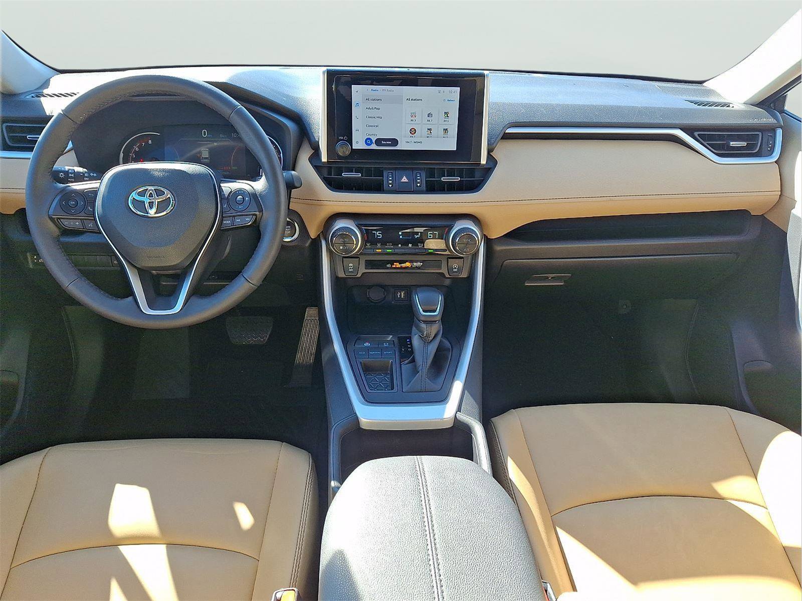 Used 2024 Toyota RAV4 XLE Premium image 58