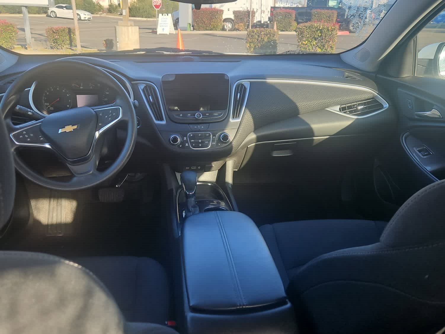 Used 2024 Chevrolet Malibu LT image 11