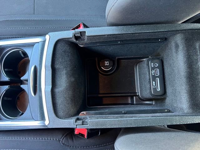 Used 2016 Dodge Charger R/T RWD image 22