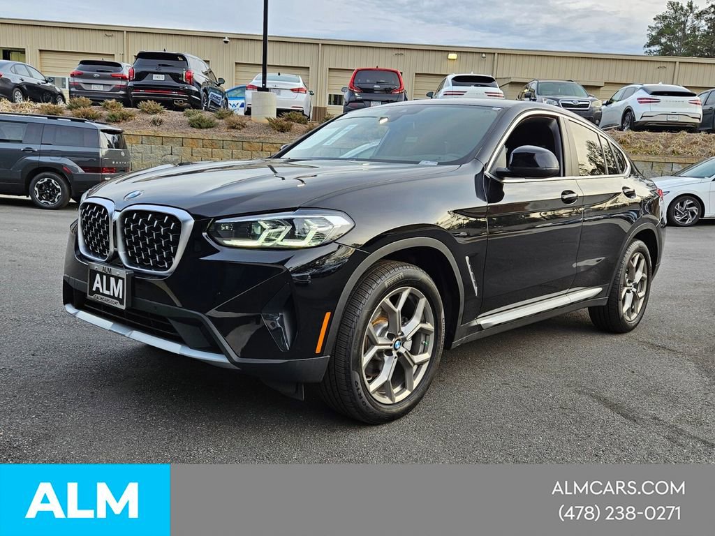 Used 2025 BMW X4 xDrive30i image 1