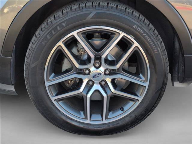 Used 2016 Ford Explorer Sport AWD/4WD image 26